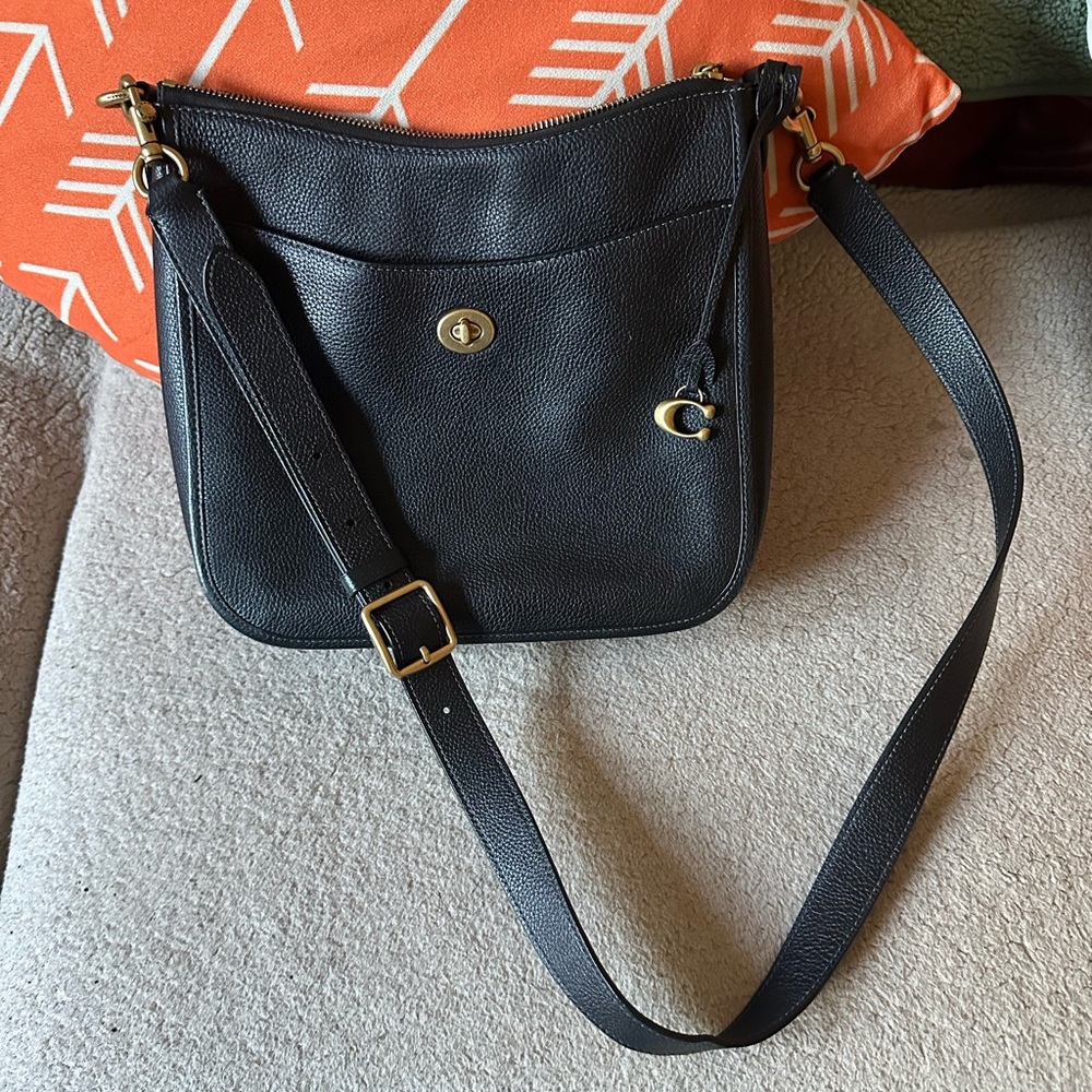 Black Leather Shoulder Bag Chaise crossbody